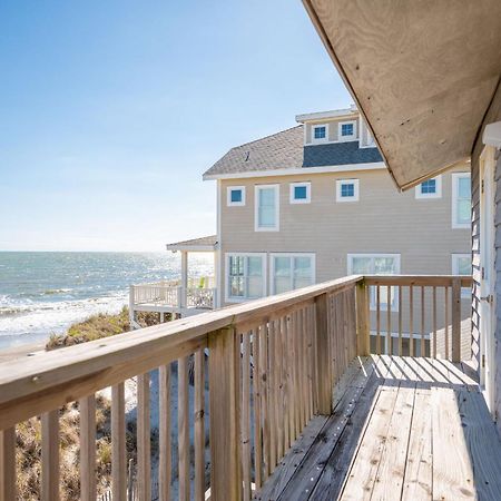 Re-Juvenated Villa Oak Island Exterior photo