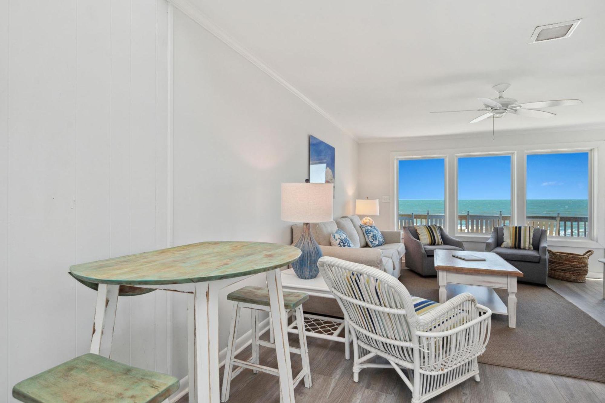 Re-Juvenated Villa Oak Island Exterior photo